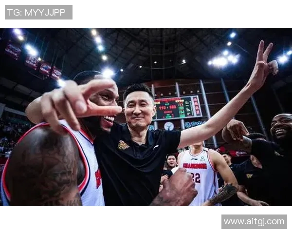 南京篮球队精英赛精彩配合分析展现团队默契与战术执行力