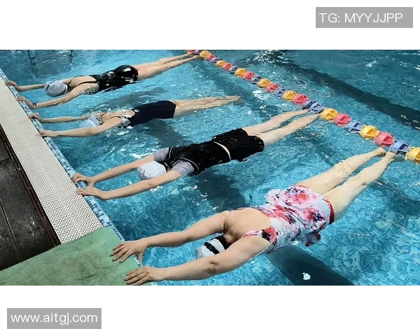 游泳基础技巧全解析：从入门到提高的实用训练方法与要点